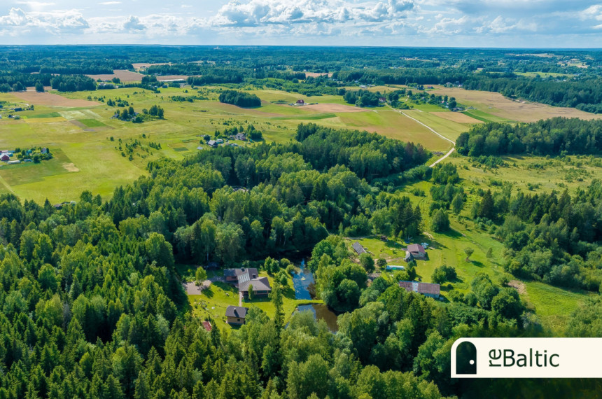 Parduodamas namas Šilo g., Riešės k., Vilniaus r. sav., 241 m2 ploto, 1 aukštai 30
