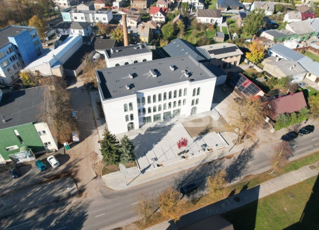 Parduodamas butas J. Basanavičiaus g., Centras, Šiaulių m., Šiaulių m. sav., 62.92 m2 ploto, 3 kambariai Parduodamas butas J. Basanavičiaus g., Centras, Šiaulių m., Šiaulių m. sav., 62.92 m2 ploto, 3 kambariai