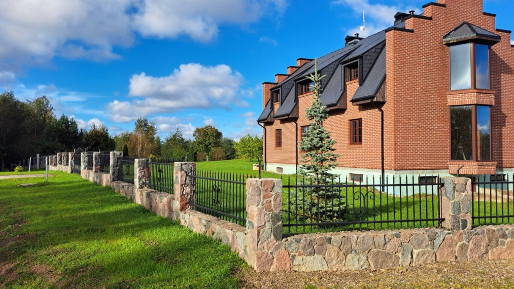 Parduodamas namas Zeigių k., Klaipėdos r. sav., 290 m2 ploto, 2 aukštai 7