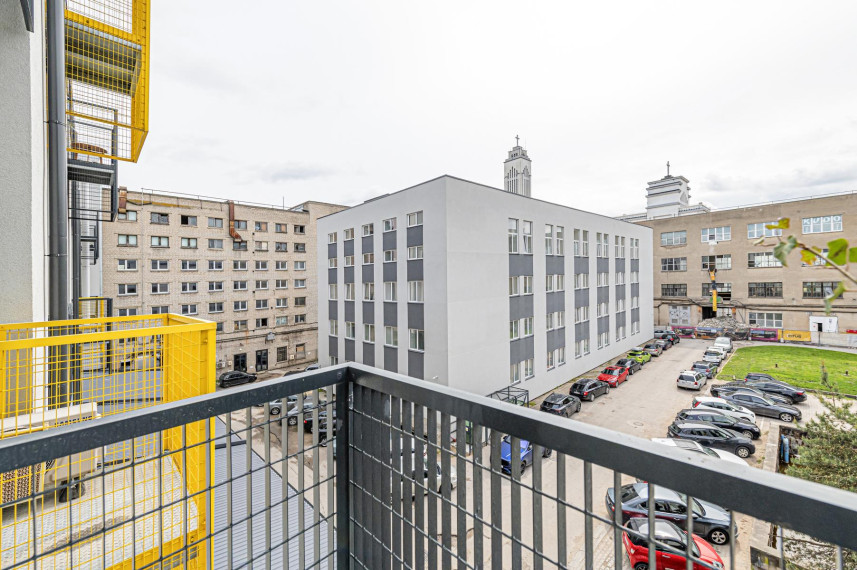 Trumpalaikė buto nuoma Žemaičių g., Žaliakalnis, Kauno m., Kauno m. sav., 50.00 m² ploto 3 kambariai 25