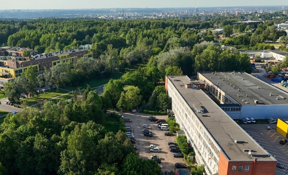 Parduodamas butas Eišiškių pl., Naujininkuose, Vilniuje, 18 kv.m ploto, 1 kambariai 16