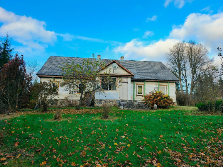 Parduodamas namas Aukštaičių g., Kuktiškių mstl., Utenos r. sav., 142.00 m² ploto 6 kambariai 1