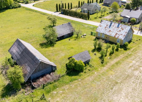 Parduodamas namas Liepų g., Vainiūnų k. dal., Lazdijų r. sav., 93.00 m² ploto 3 kambariai Parduodamas namas Liepų g., Vainiūnų k. dal., Lazdijų r. sav., 93.00 m² ploto 3 kambariai