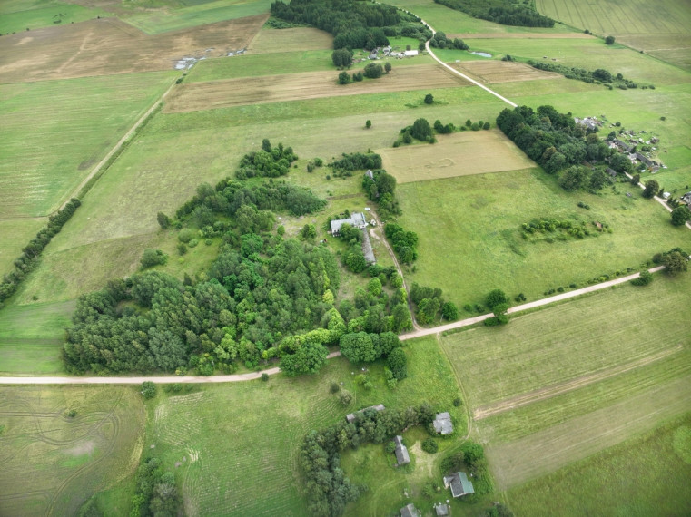 Parduodamas  sklypas Plingių k., Raseinių r. sav., 761 a ploto 8