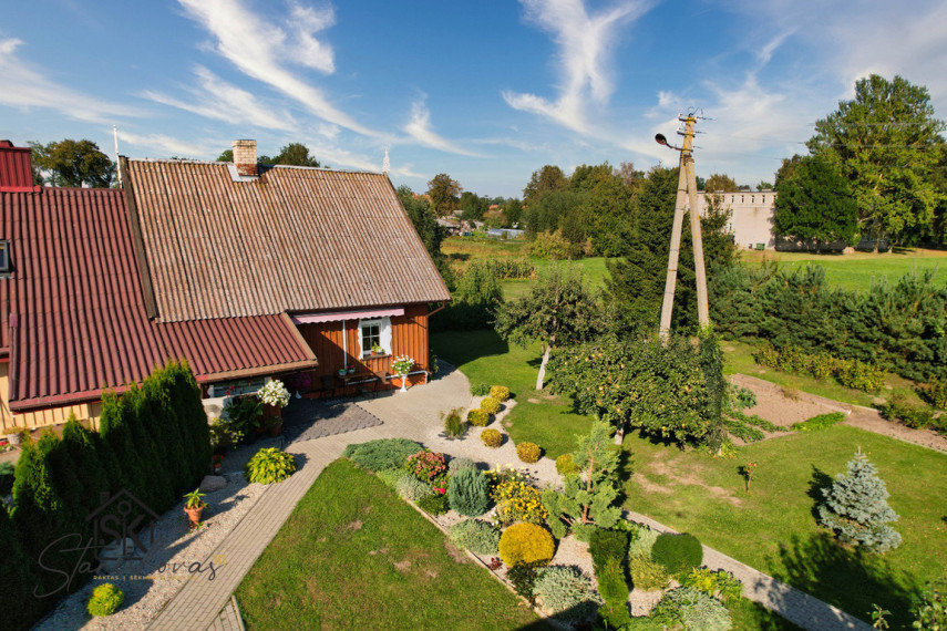 RUSNĖS MIESTELYJE PARDUODAMA NAMO DALIS SU 28.18 ARŲ ŽEMĖS SKLYPU 20