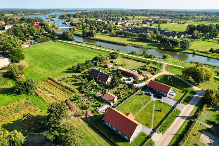 RUSNĖS MIESTELYJE PARDUODAMA NAMO DALIS SU 28.18 ARŲ ŽEMĖS SKLYPU 22