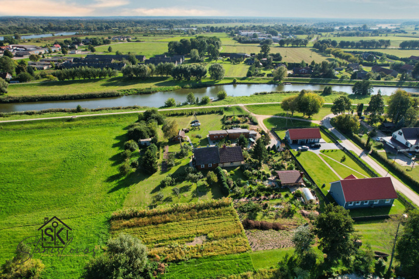 RUSNĖS MIESTELYJE PARDUODAMA NAMO DALIS SU 28.18 ARŲ ŽEMĖS SKLYPU 39