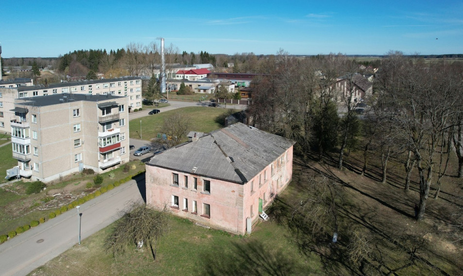 Parduodamas namas K. Jauniaus g., Kvėdarnos mstl., Šilalės r. sav., 418.42 m2 ploto 5