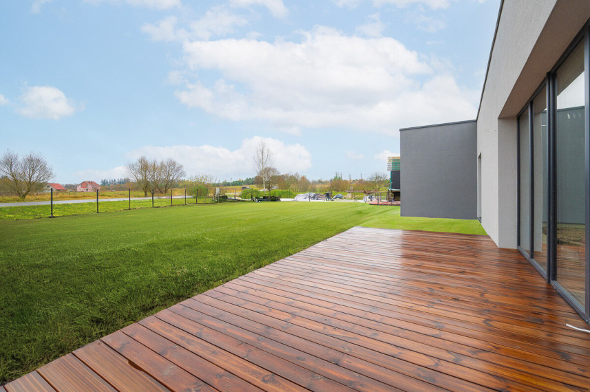 Parduodamas namas Geležinkelio g., Bezdonių k., Vilniaus r. sav., 122 m2 ploto, 1 aukštai 23