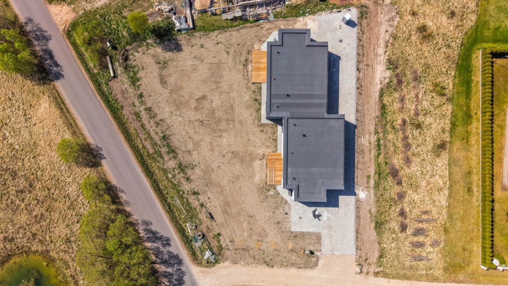 Parduodamas namas Geležinkelio g., Bezdonių k., Vilniaus r. sav., 122 m2 ploto, 1 aukštai 17