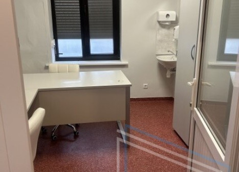 Nuomojamos kitos paskirties patalpos Plytų g., Centras, Klaipėdos m., Klaipėdos m. sav., 39 m2 ploto Nuomojamos kitos paskirties patalpos Plytų g., Centras, Klaipėdos m., Klaipėdos m. sav., 39 m2 ploto