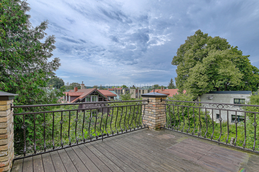 Nuomojamas butas S. Moniuškos g., Žvėrynas, Vilniaus m., Vilniaus m. sav., 186 m2 ploto, 6 kambariai 6