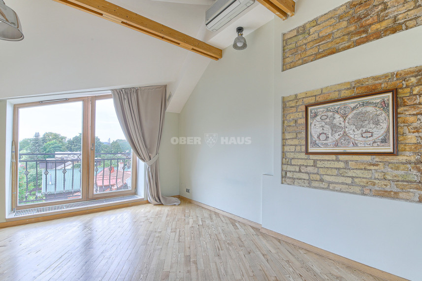 Nuomojamas butas S. Moniuškos g., Žvėrynas, Vilniaus m., Vilniaus m. sav., 186 m2 ploto, 6 kambariai 4