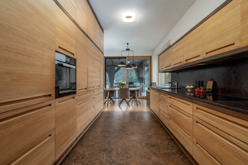 Parduodamas namas Leipalingio pl., Kaziulių k., Druskininkų sav., 300 m2 ploto, 2 aukštai 15