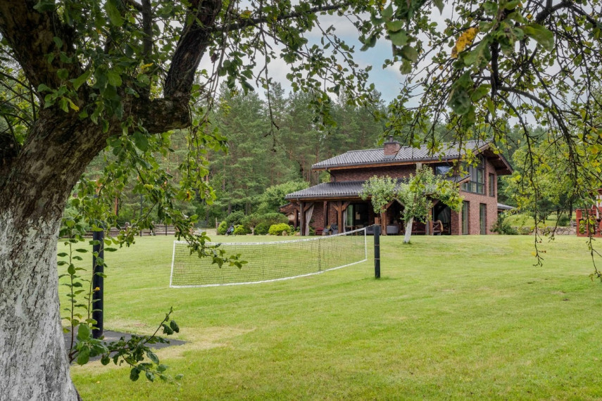 Parduodamas namas Leipalingio pl., Kaziulių k., Druskininkų sav., 300 m2 ploto, 2 aukštai 30
