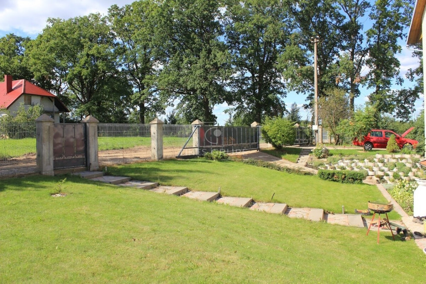 Parduodamas namas Smalininkų m., Jurbarko r. sav., 300 m2 ploto, 2 aukštai 3
