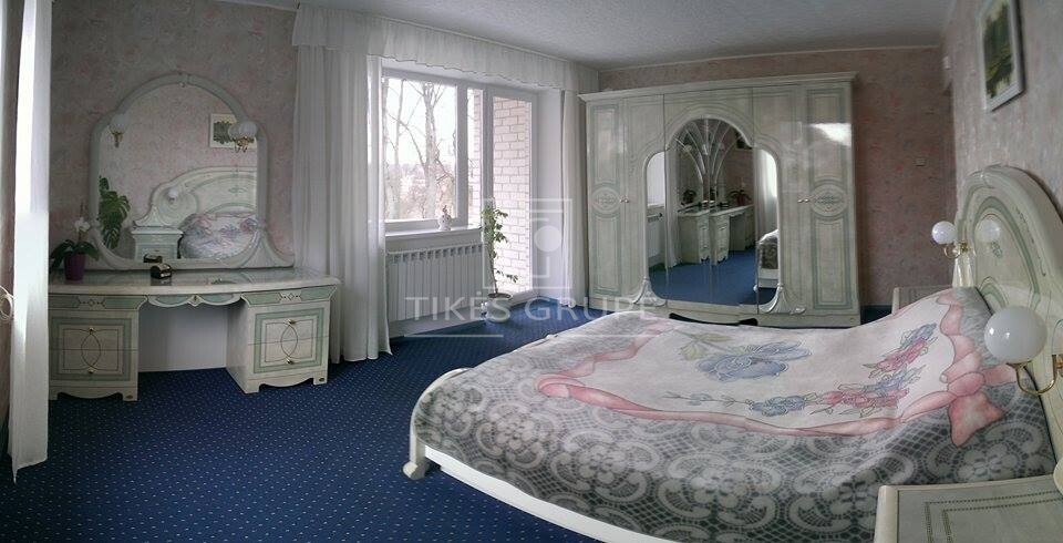 Parduodamas namas Smalininkų m., Jurbarko r. sav., 300 m2 ploto, 2 aukštai 7