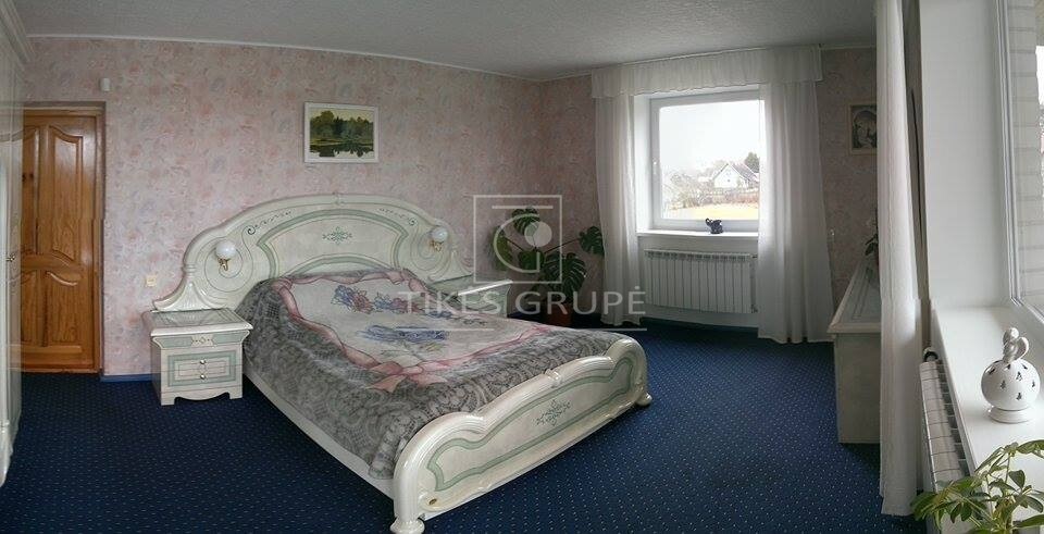 Parduodamas namas Smalininkų m., Jurbarko r. sav., 300 m2 ploto, 2 aukštai 9