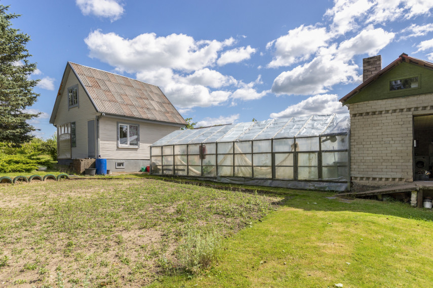 Parduodamas namas Lakštingalų g., Vosgėlių k., Utenos r. sav., 45.06 m2 ploto, 1 aukštai 11