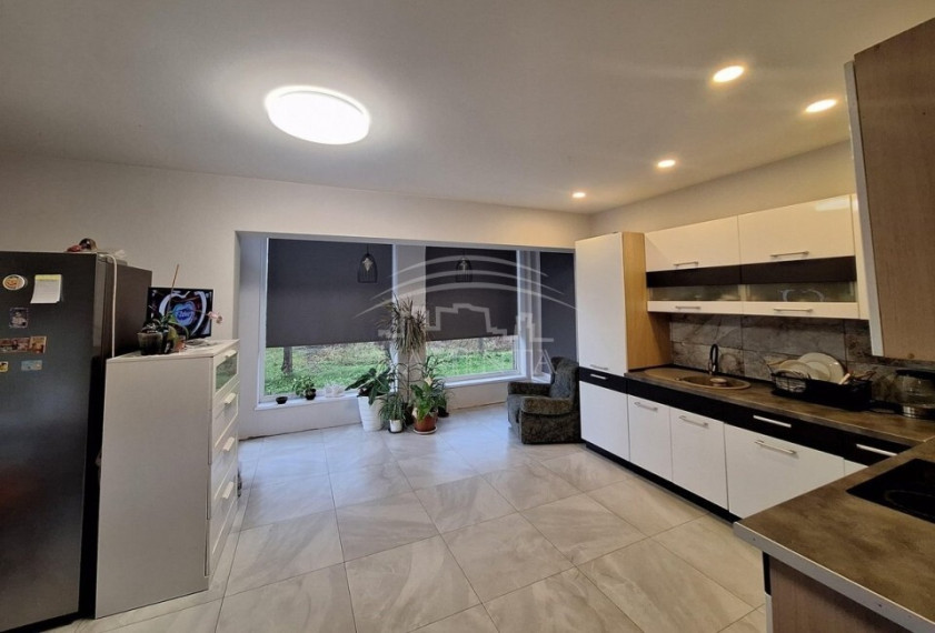 Parduodamas namas Darbėnų mstl., Kretingos r. sav., 150 m2 ploto, 2 aukštai 5