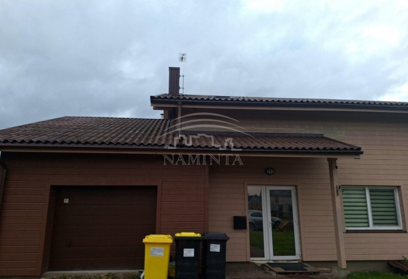 Parduodamas namas Darbėnų mstl., Kretingos r. sav., 150 m2 ploto, 2 aukštai 10