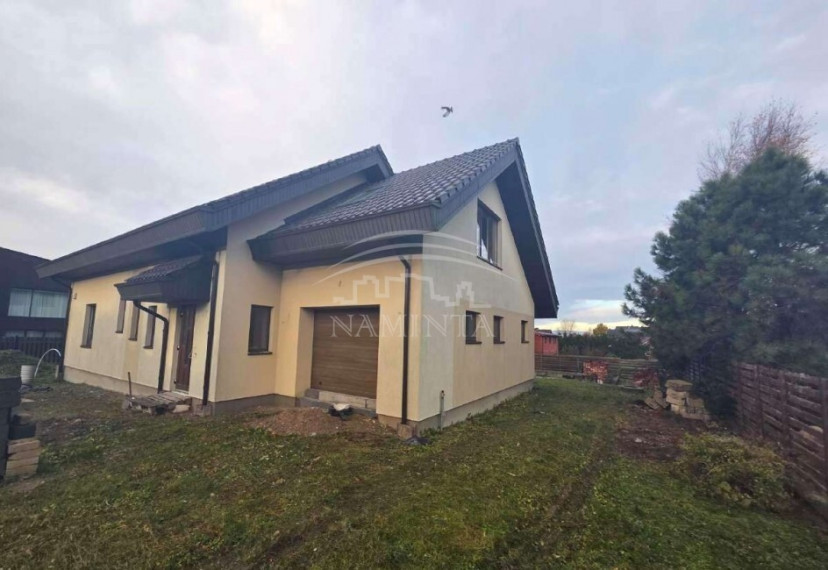 Parduodamas namas Jakų k., Klaipėdos r. sav., 150 m2 ploto, 2 aukštai 10