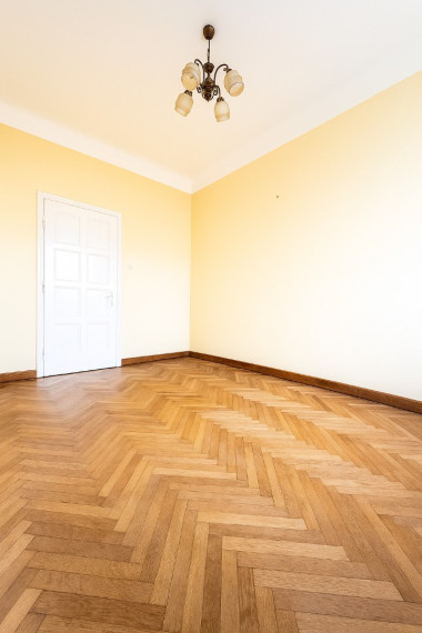 Parduodamas butas Vaižganto g., Žaliakalnis, Kauno m., Kauno m. sav., 37.9 m2 ploto, 2 kambariai 5