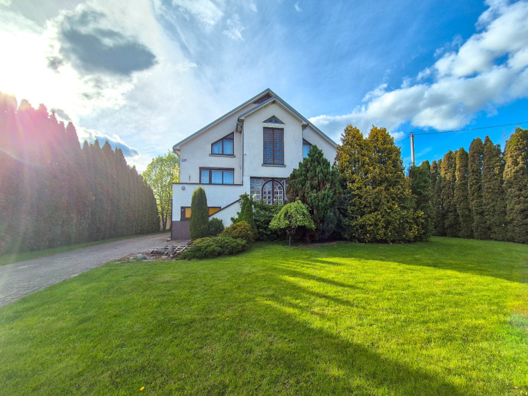 Parduodamas namas Akacijų g., Vinkšnėnų k., Šiaulių r. sav., 236.77 m2 ploto, 2 aukštai 1