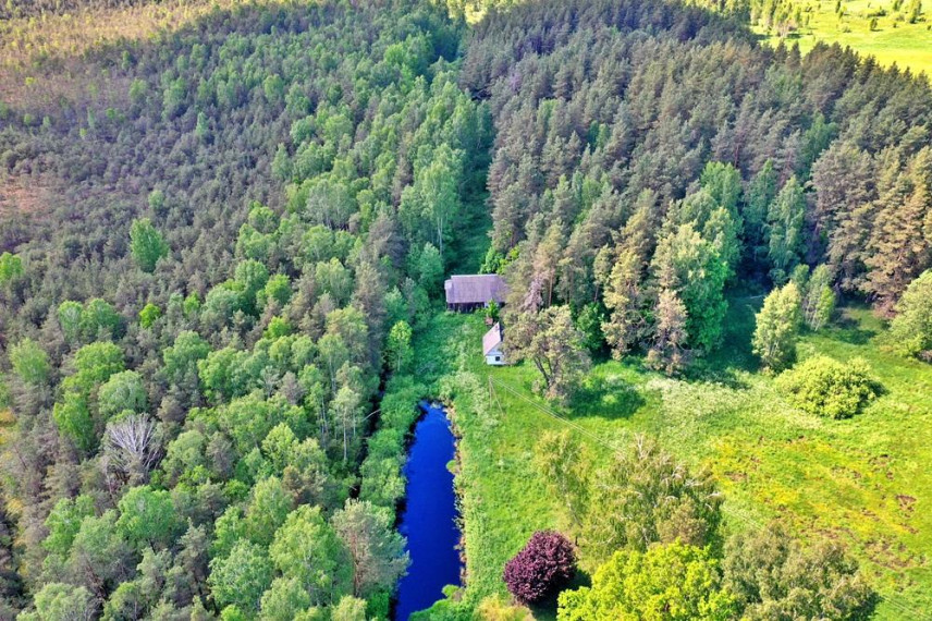 Parduodamas namas Antatiškių k., Molėtų r. sav., 35.00 m² ploto 2 kambariai 5