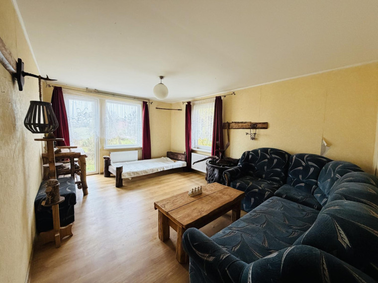 Parduodamas namas Grinkiškio g., Kairėnėlių k., Radviliškio r. sav., 159.90 m² ploto 4 kambariai 10