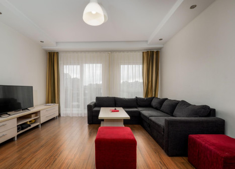 Parduodamas butas Algimanto Petro Kavoliuko g., Karoliniškės, Vilniaus m., Vilniaus m. sav., 75.73 m² ploto 3 kambariai Parduodamas butas Algimanto Petro Kavoliuko g., Karoliniškės, Vilniaus m., Vilniaus m. sav., 75.73 m² ploto 3 kambariai