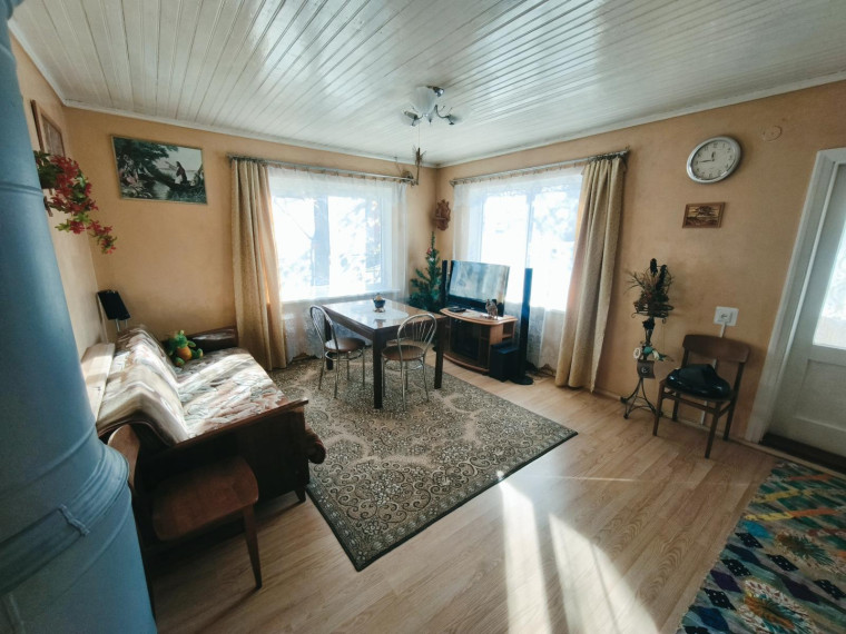 Parduodamas namas Žemaitės g., Zarasų m., Zarasų r. sav., 157.00 m² ploto 6 kambariai 6