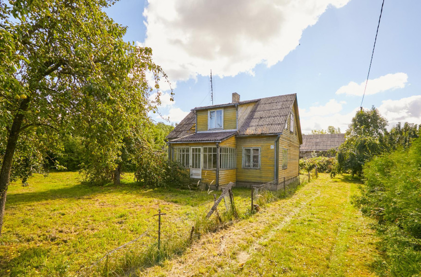 Parduodamas namas Salos g., Bunikių k., Šakių r. sav., 75.26 m² ploto 3 kambariai 4