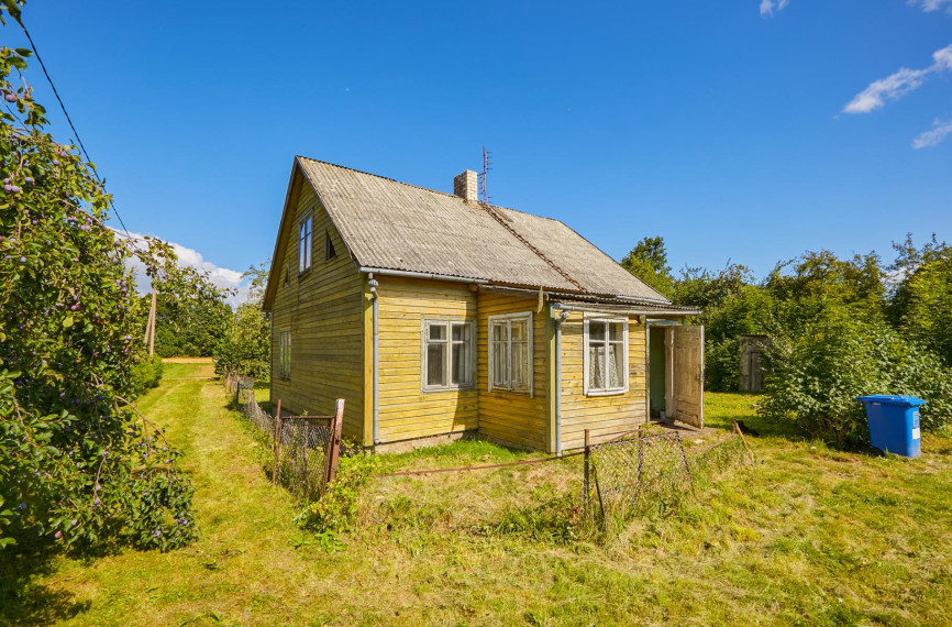 Parduodamas namas Salos g., Bunikių k., Šakių r. sav., 75.26 m² ploto 3 kambariai 5