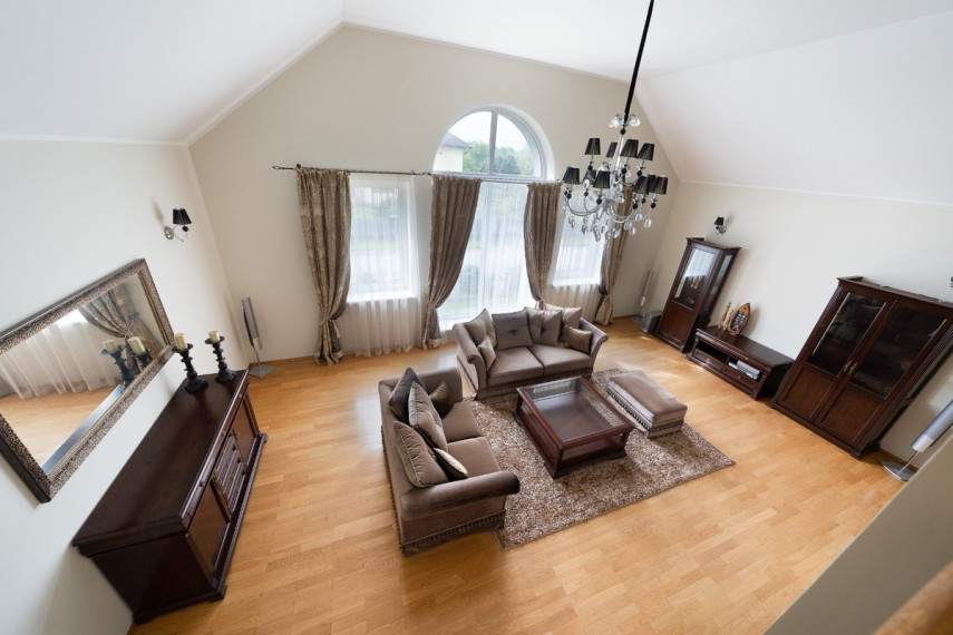 Parduodamas namas Riešutų g., Staniūnų k., Panevėžio r. sav., 642 m2 ploto, 2 aukštai 7