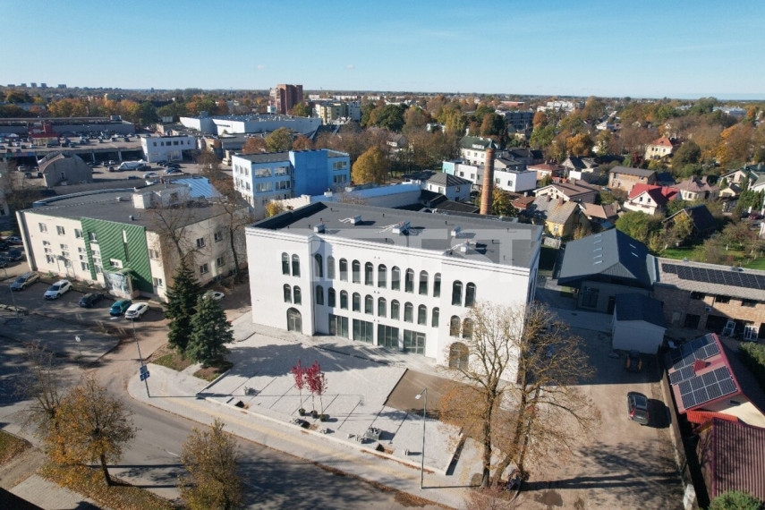 Parduodamos administracinės, paslaugų, prekybos patalpos J. Basanavičiaus g., Centras, Šiaulių m., Šiaulių m. sav., 32.47 m2 ploto 3
