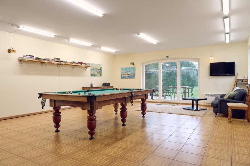 Parduodamas namas Marių g., Ventės k., Šilutės r. sav., 379.7 m2 ploto, 2 aukštai 23