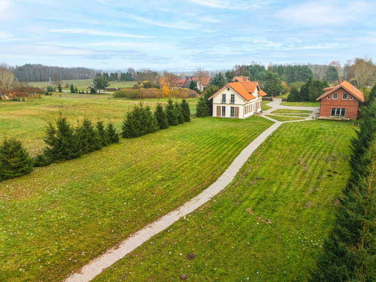 Parduodamas namas Marių g., Ventės k., Šilutės r. sav., 379.7 m2 ploto, 2 aukštai 41