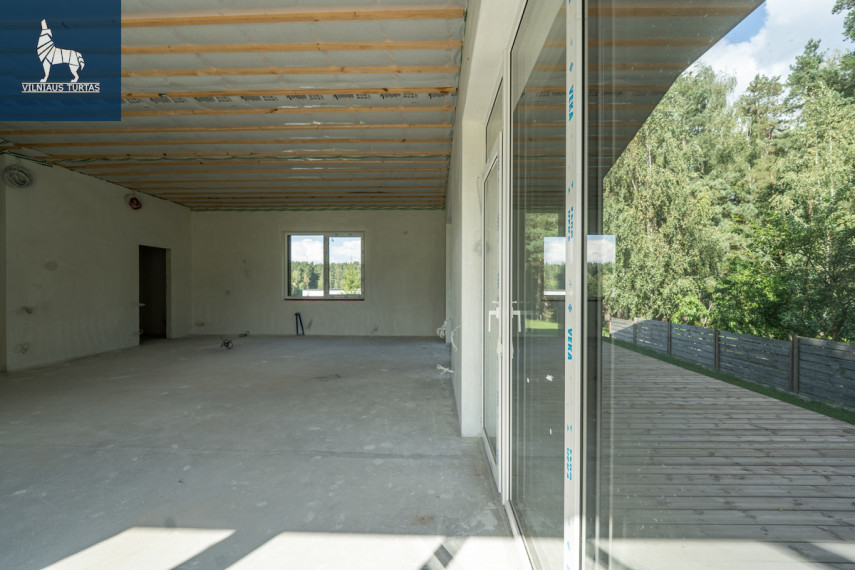 Parduodamas namas Jazminų g., Bajorų k., Vilniaus r. sav., 177 m2 ploto, 1 aukštai 8