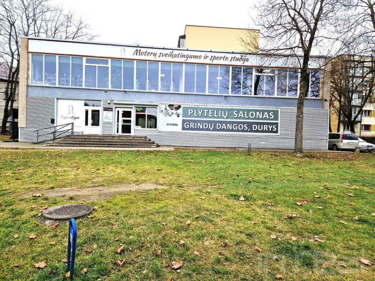 Centrinėje Utenos gatvėje parduodamos geros prekybinės patalpos 2