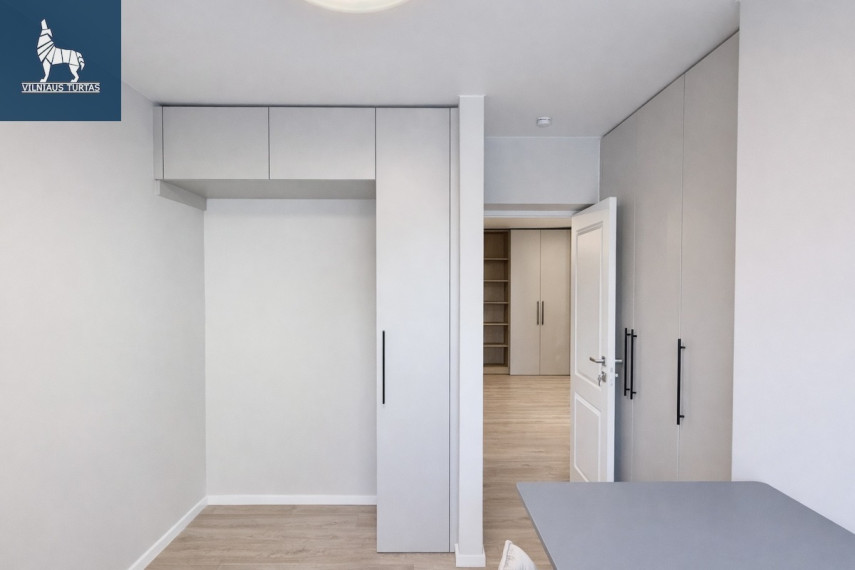 Parduodamas butas Daugėliškio g., Šnipiškės, Vilniaus m., Vilniaus m. sav., 67.07 m2 ploto, 3 kambariai 10