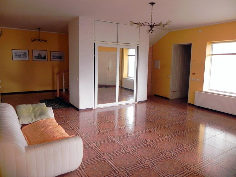 Parduodamas namas Kudrėnų g., Romainiai, Kauno m., Kauno m. sav., 1032.00 m² ploto 6 kambariai 4