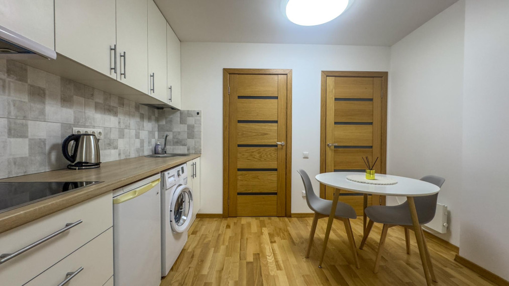 Parduodamas butas Liškiavos g., Druskininkų m., Druskininkų sav., 90.00 m² ploto 4 kambariai 4