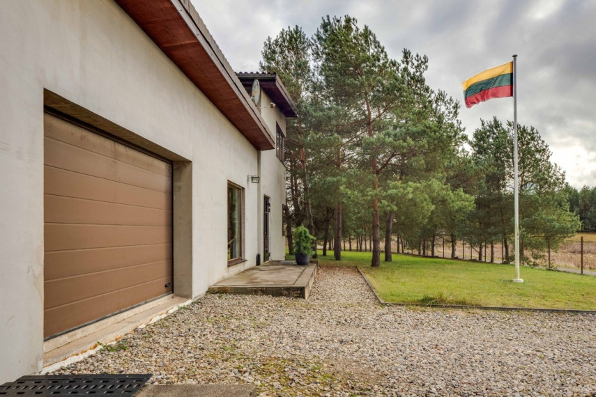 Parduodamas namas Vytauto g., Dukstynos k., Ukmergės r. sav., 216.04 m2 ploto, 2 aukštai 3