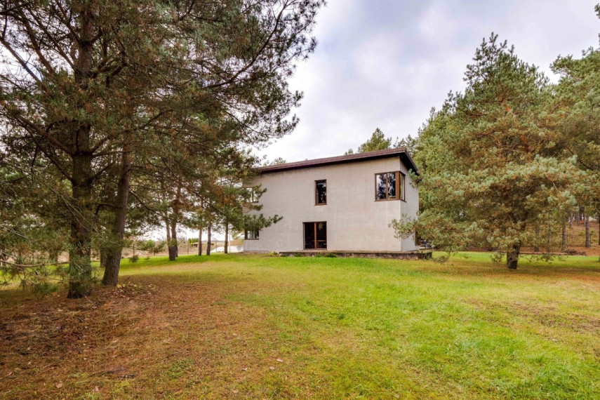 Parduodamas namas Vytauto g., Dukstynos k., Ukmergės r. sav., 216.04 m2 ploto, 2 aukštai 8