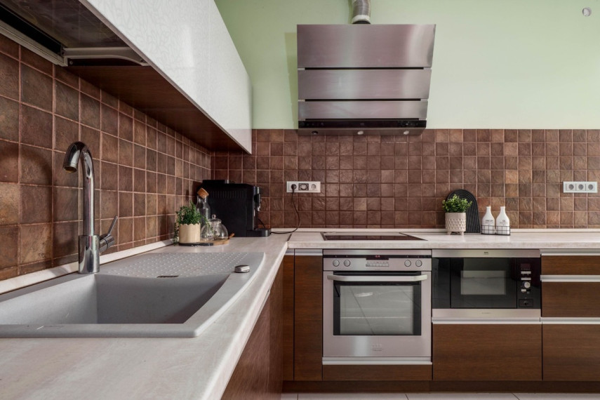Parduodamas namas Vytauto g., Dukstynos k., Ukmergės r. sav., 216.04 m2 ploto, 2 aukštai 18