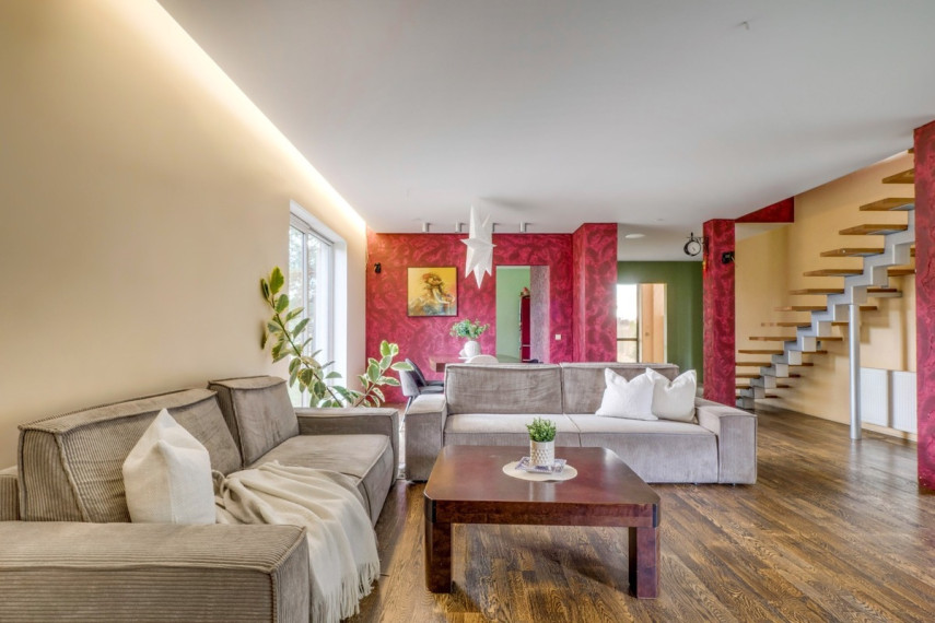 Parduodamas namas Vytauto g., Dukstynos k., Ukmergės r. sav., 216.04 m2 ploto, 2 aukštai 26