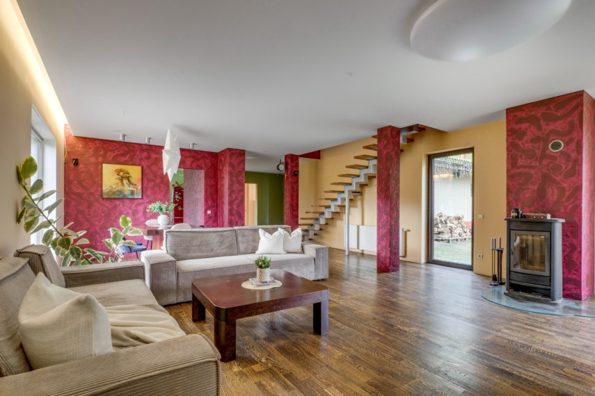 Parduodamas namas Vytauto g., Dukstynos k., Ukmergės r. sav., 216.04 m2 ploto, 2 aukštai 42