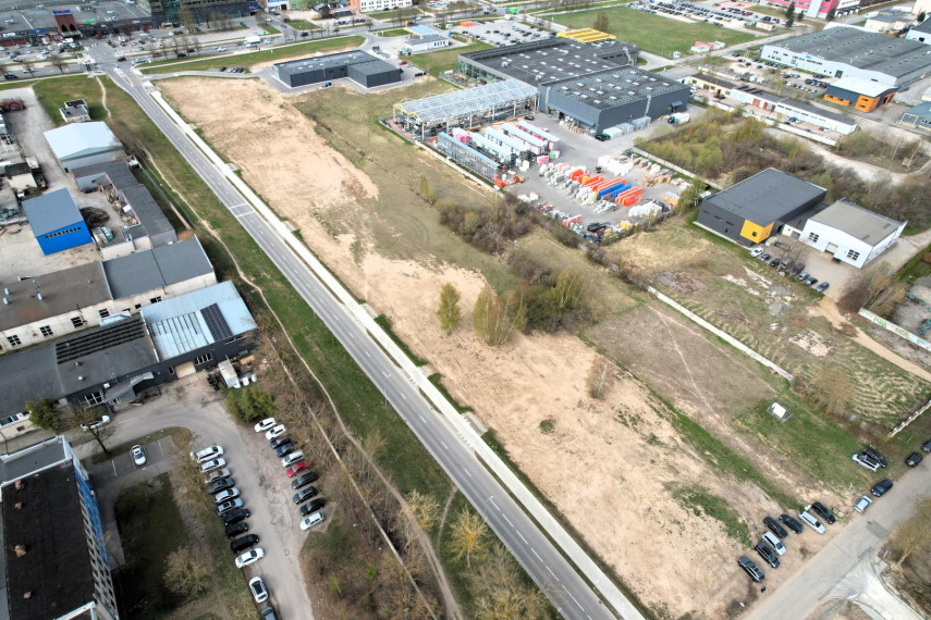 Parduodamas komercinės paskirties sklypas Girulių g., Žaliūkiai, Šiaulių m., Šiaulių m. sav., 13 a ploto 12