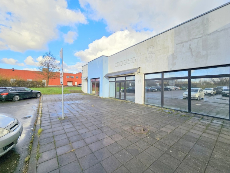 Parduodamos administracinės, kitos paskirties, paslaugų, prekybos, sandėliavimo patalpos Svajonės g., Vingio, Klaipėdos m., Klaipėdos m. sav., 267.79 m2 ploto 3